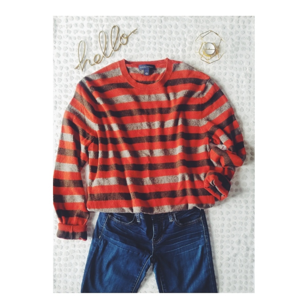 Banana Republic 90's striped sweater
